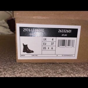 FAUX FUR LINED CHELSEA BOOTS